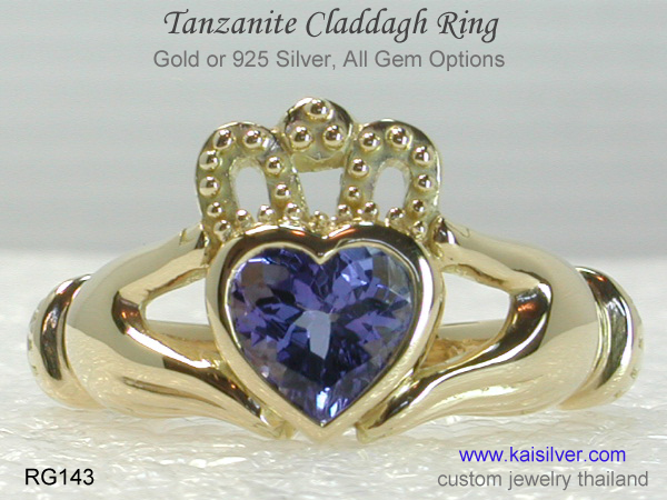 claddagh tanzanite ring 
